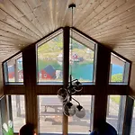 Oceanfront In Lofoten With Panoramic View * Баллстад