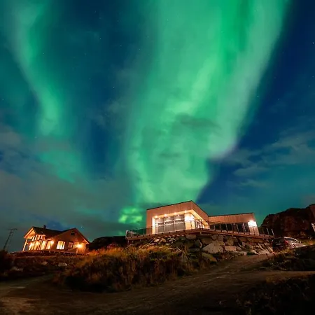 Oceanfront In Lofoten With Panoramic View * بولستاد