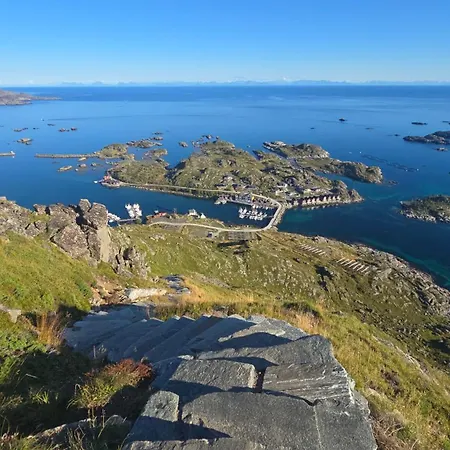 Oceanfront In Lofoten With Panoramic View Holiday home