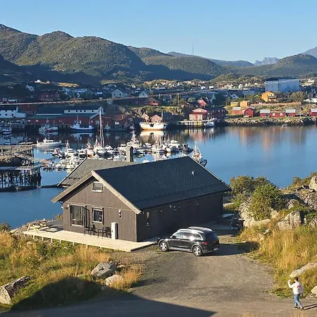 Oceanfront In Lofoten With Panoramic View Ballstad