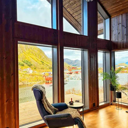 Oceanfront In Lofoten With Panoramic View Holiday home