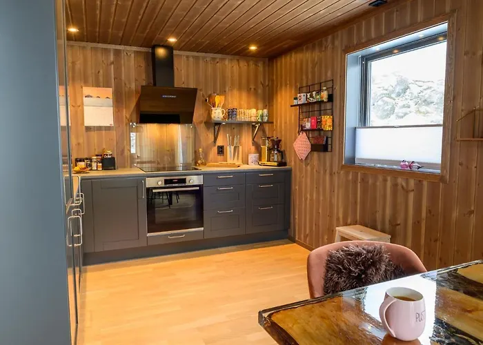 Oceanfront Cabin In Lofoten With Panoramic View Tatil Evi