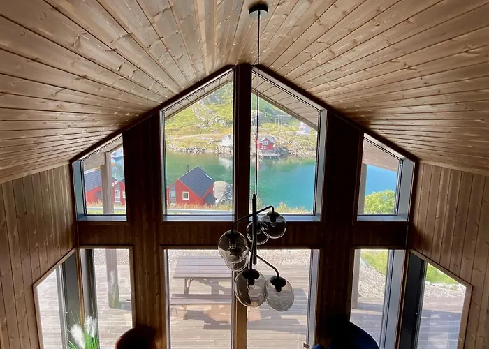 Oceanfront Cabin In Lofoten With Panoramic View * Ballstad