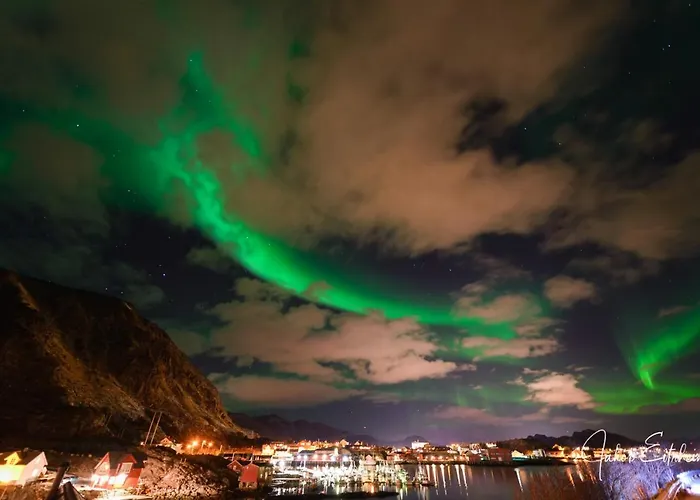 Oceanfront In Lofoten With Panoramic View Feriehus Ballstad
