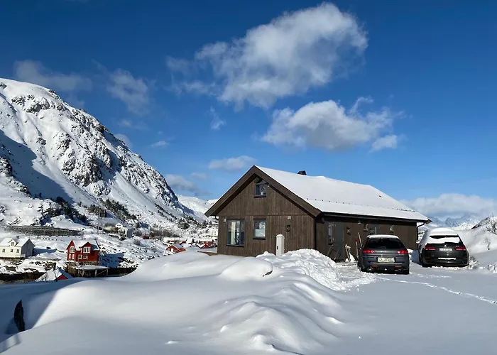 Oceanfront Cabin In Lofoten With Panoramic View