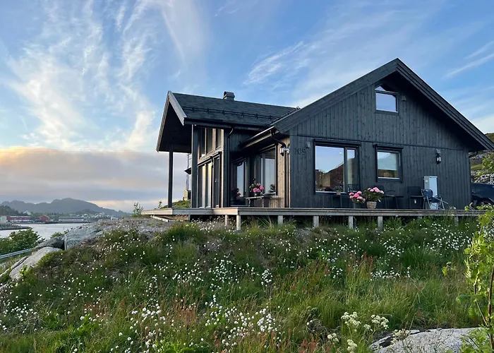 Oceanfront Cabin In Lofoten With Panoramic View Tatil Evi Ballstad