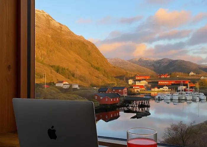Oceanfront Cabin In Lofoten With Panoramic View Tatil Evi