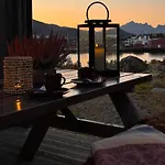 Oceanfront In Lofoten With Panoramic View Vakantiehuis