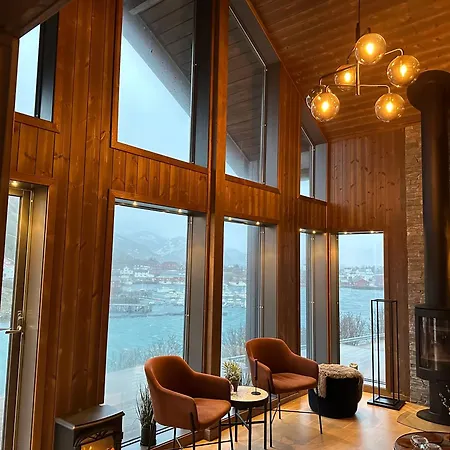 Holiday home Superior Lofoten Ballstad