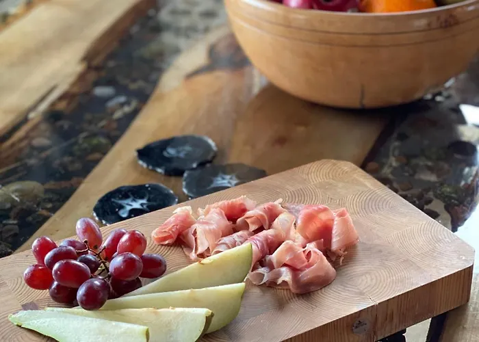 Oceanfront Cabin In Lofoten With Panoramic View